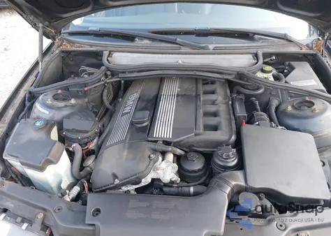 2005 BMW 325 Xi из США, поврежденный, VIN WBAEU33435PF63178